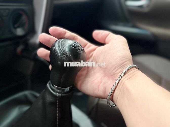 Toyota Fortuner 2019 2.4MT - Máy Dầu - Số Sàn Hãng