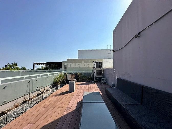 Cho thuê căn Penthouse Tropic Garden Thảo Điền, 4PN, 370m2, sân vườn