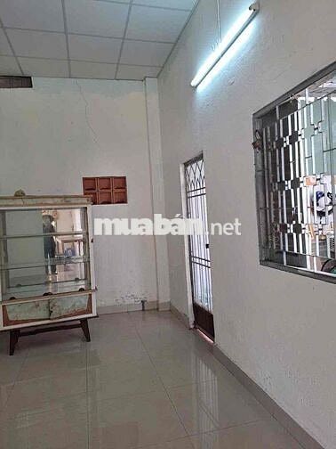 Cho thuê nhà nguyên căn hẻm Huỳnh Tấn Phát gần kho C nhà bè