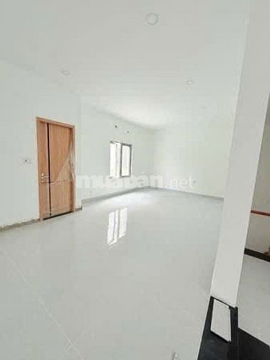 CHO THUÊ BIỆT THỰ MỚI- KDC BÌNH DÂN, 1 TRỆT 1 LẦU+ 1 TUM, 5PN, 28TR