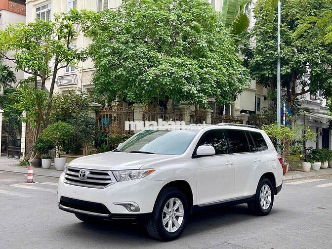 Toyota Highlander SE 2010 Trắng 12 vạn km
