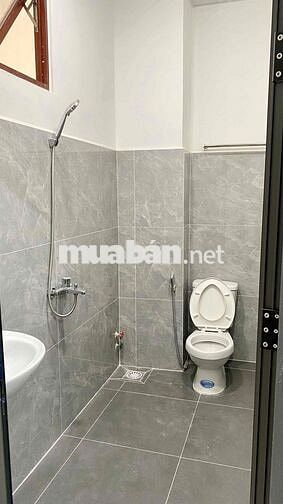 Nhà mặt đường 10m,mới xây, tổng DT 160m2