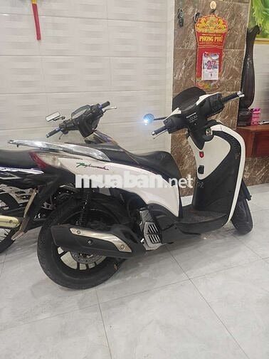 Honda sh 125 màu trắng úp ý