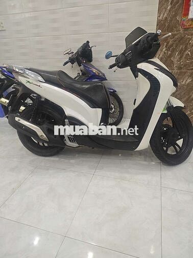 Honda sh 125 màu trắng úp ý