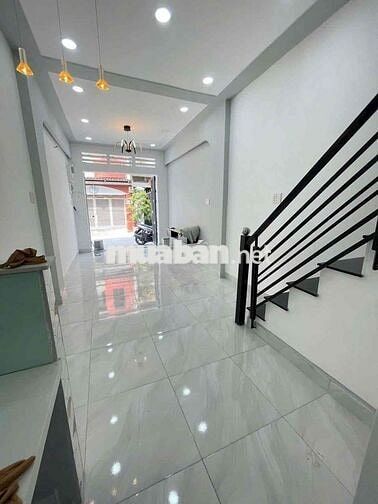 NHÀ HẺM LỚN PHÚ THẠNH - DT 3.1M x 8.1M HƯỚNG TÂY BẮC ( Thoại Ngọc Hầu)