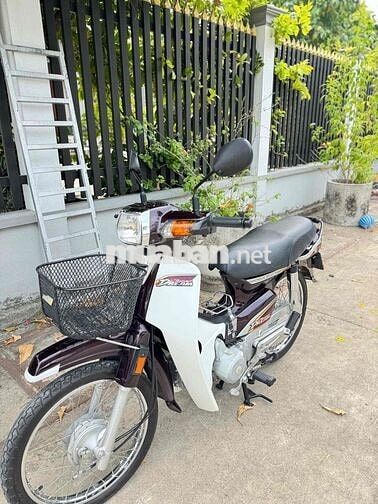 Honda Super Dream 2012 Trắng 6000 km