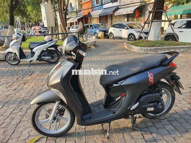 Yamaha Janus 2018 Đen