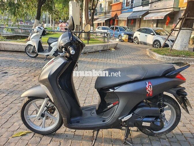 Yamaha Janus 2018 Đen
