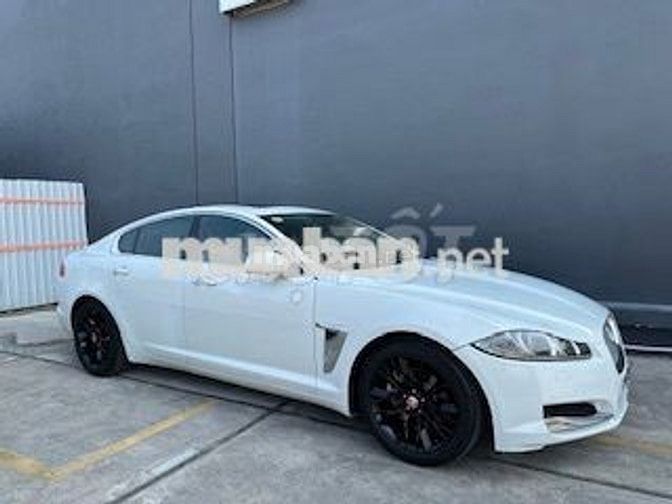 Jaguar XF 2015 Trắng