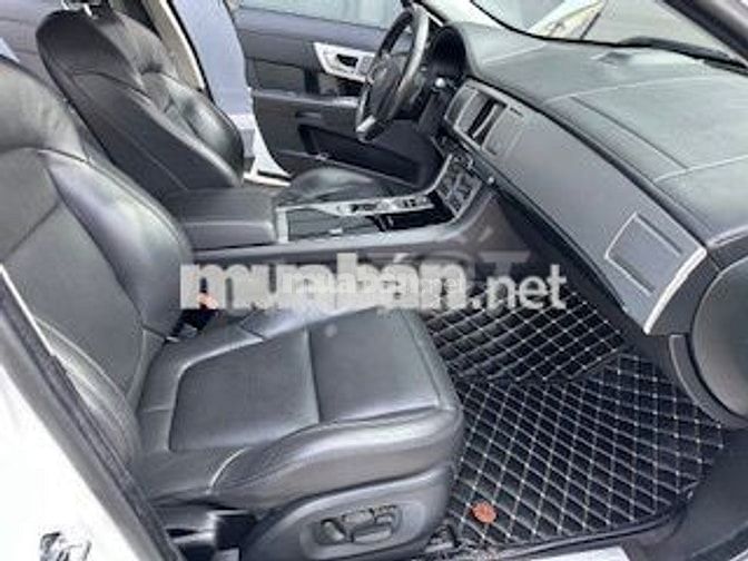 Jaguar XF 2015 Trắng