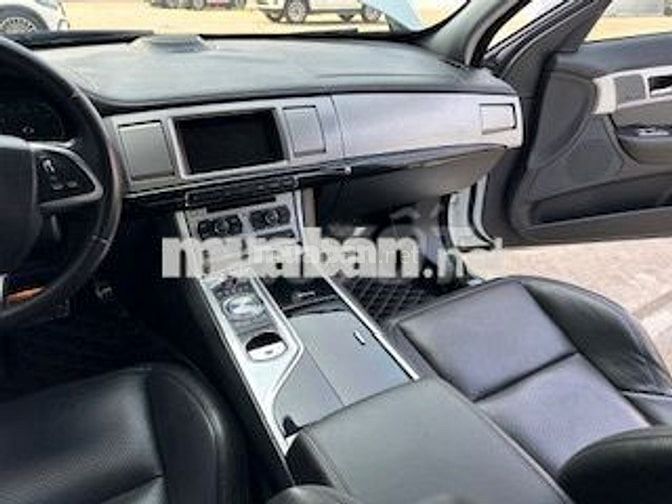 Jaguar XF 2015 Trắng