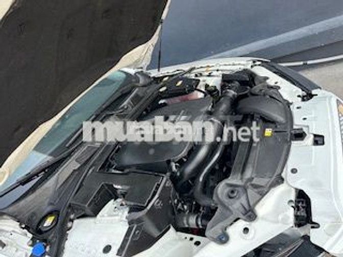 Jaguar XF 2015 Trắng