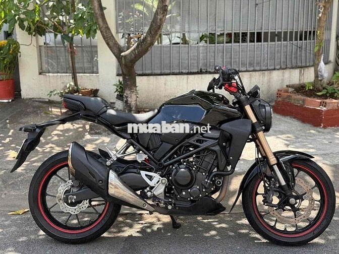 Honda CB300R 2020 zin đẹp, chính chủ
