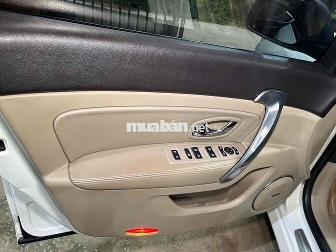 Renault Latitude 2013 Trắng