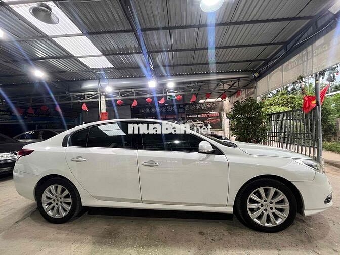 Renault Latitude 2013 Trắng