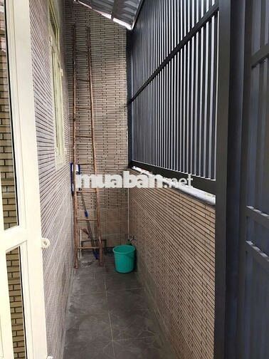 NHÀ 1TRỆT 1LẦU 6X10M 4PN 2WC HẺM OTO ĐƯỜNG 11 GẦN CHỢ LINH XUÂN
