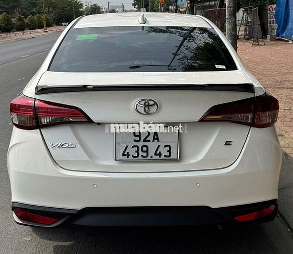 Toyota Vios 2025 E 26.000 km Trắng