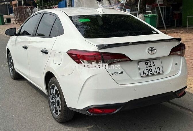 Toyota Vios 2025 E 26.000 km Trắng