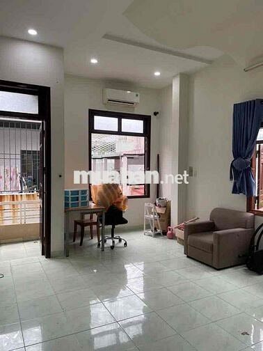 Cho thuê nhà 3 tầng kiệt Ba Đình  - gần Nguyễn Thị Minh Khai - Hải Châ