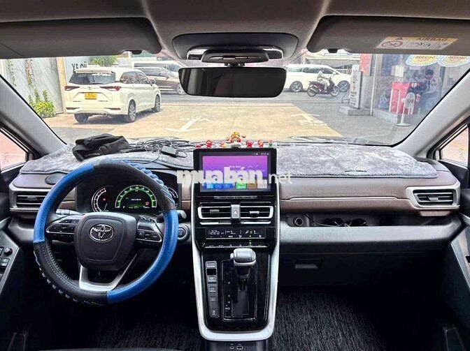 Toyota Innova Cross 2.0V 2025