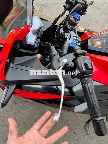Honda CBR150R ĐKLĐ 5/2025 chính chủ biển 15