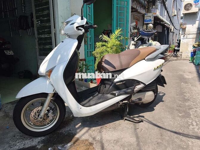 Honda Lead 2011 Trắng Nữ