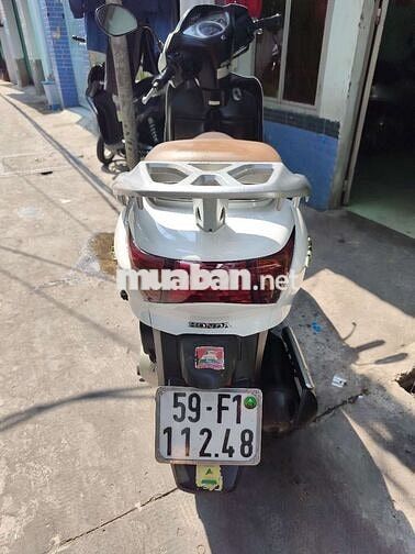 Honda Lead 2011 Trắng Nữ
