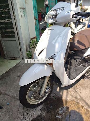 Honda Lead 2011 Trắng Nữ