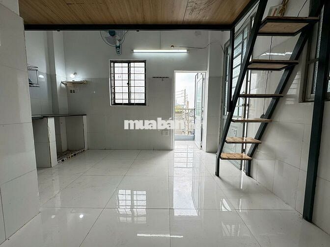 PHÒNG TRỌ GIÁ RẺ GÁC CAO CỬA SỔ THOÁNG NGUYỄN VĂN QUÁ GẦN CHỢ CẦU