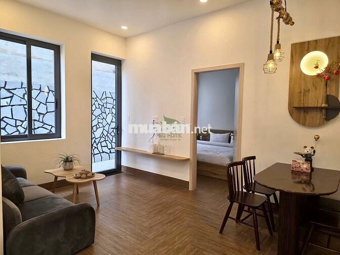 CHO THUÊ CĂN HỘ 2 PHÒNG NGỦ CÓ BAN CÔNG VIEW ĐẸP FULL NỘI THẤT