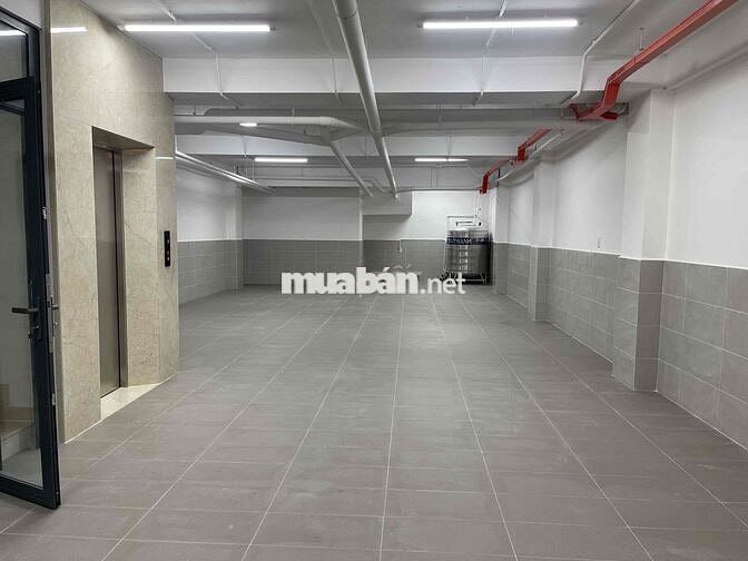 CHO THUÊ NGUYÊN CĂN SHOPHOUSE VẠN PHÚC CITY 7x22m HẦM 5T-DT giá 80tr