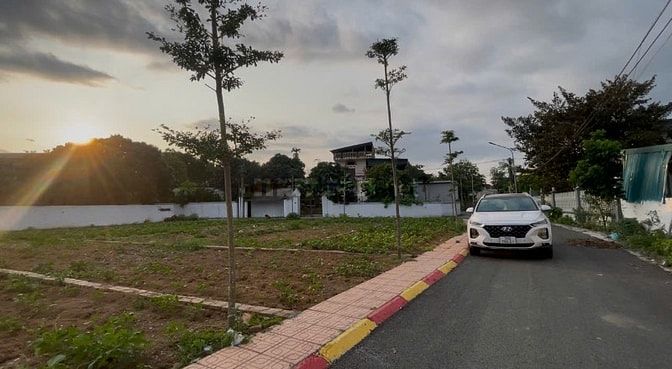 👉 Có 2.8 tỷ nên mua gì? Đất gần ĐHQG Hòa Lạc – lựa chọn an toàn nhất