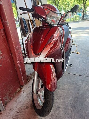 Honda Lead Đỏ ESP Ít đi