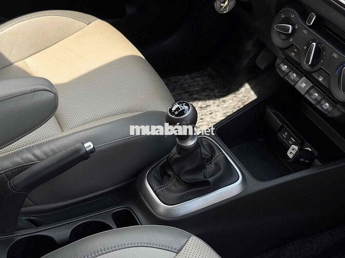 Kia Soluto 2020 MT 14.000km Đỏ