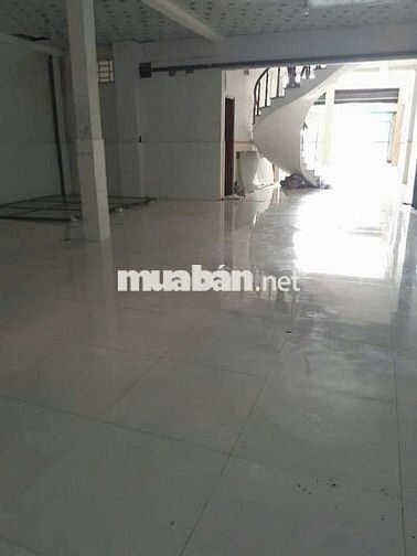 kho xưởng DT: 8,5x40 mặt tiền đường nhựa lớn Nguyễn thị thảnh cho thuê