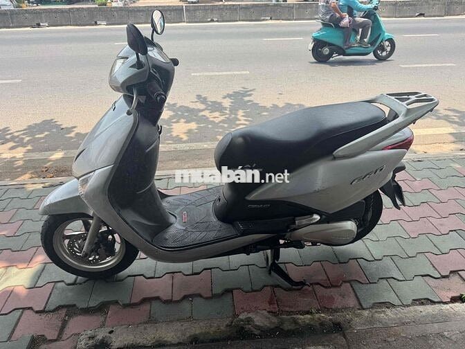 Honda Lead 110 2011 Bạc