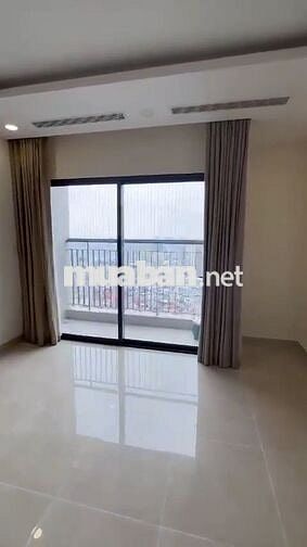 Bán căn tầng trung vip Golden Park 3N rất mát, ban công đông nam