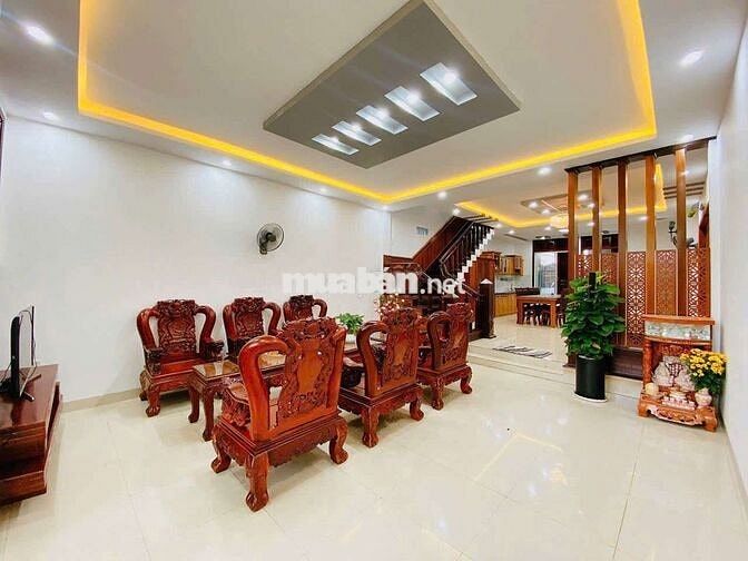 BÁN NHÀ MẶT TIỀN ĐINH CÔNG TRÁNG BMT 6X38