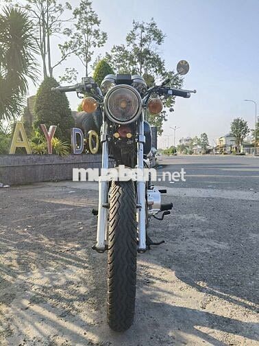 Honda Custom CM125T Xanh đậm