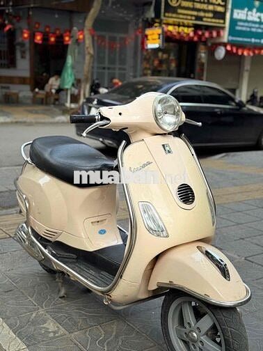 Piaggio Vespa LX 125 Kem bản kim phun