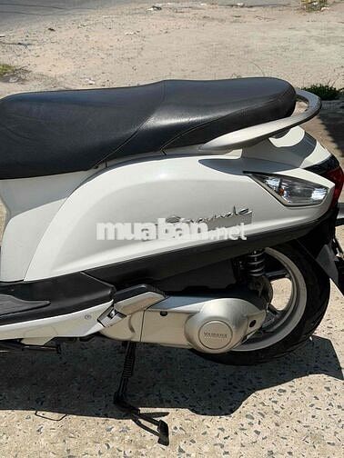 Yamaha Grande màu Trắng