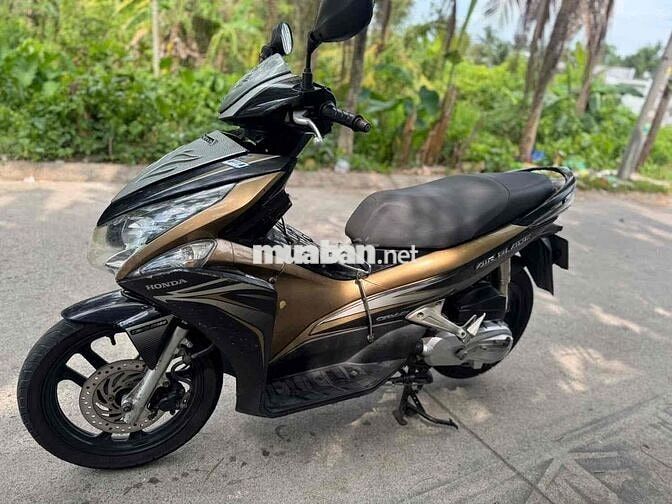 Honda Air Blade Đen, Vàng đồng