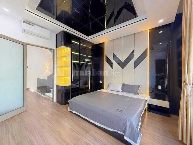 4TỶ650 ĐẦU TƯ NHÀ LÝ TẾ XUYÊN GẦN THCS LINH ĐÔNG SHR CHO THUÊ 15TR/TH