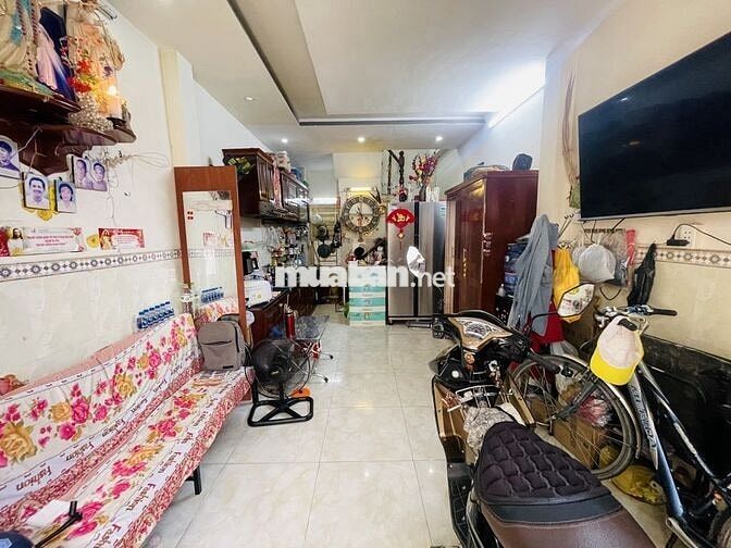 BÁN NHÀ HƯNG HÓA P6 TÂN BÌNH HXH XE TẢI 3 TẦNG 2PN 3WC - 5,6T TL