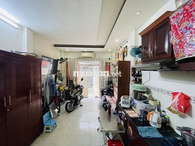 BÁN NHÀ HƯNG HÓA P6 TÂN BÌNH HXH XE TẢI 3 TẦNG 2PN 3WC - 5,6T TL