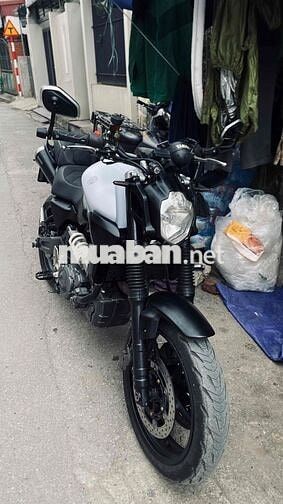 Yamaha MT-03 Trắng Đen