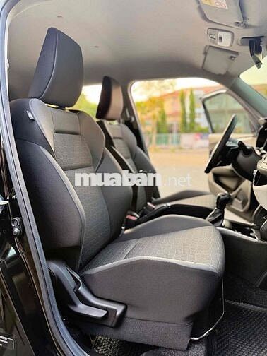 Suzuki Swift Hybrid 2025 Đen 2700 km