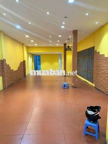Bán nhà MT Chợ Bình Chánh 5x23m 1 lầu 800 triệu