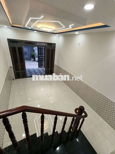 NHÀ ĐẸP 4 X16 HẺM Ô TÔ TẬN CỬA NGAY NGÃ TƯ 26 VÀ 234