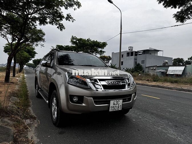 Isuzu D-Max Xám Số sàn